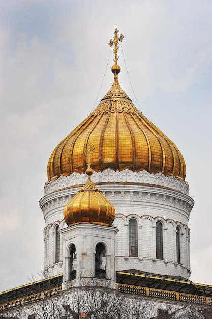 Premium Photo Golden Domes Of The Cathedral Of Christ The Savior In