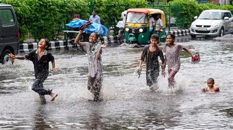 Delhi Weather Forecast Today Imd Issues Yellow Alert Waterlogging In