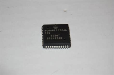 X Mc Hc C Acfn Motorola Bit Otprom Mhz Microcontroller