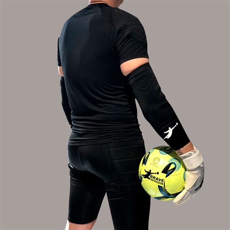 Goalkeeper Protective Gear. ⚽ Goalkeepers clothing. Goalkeeper training clothes|Brave GK