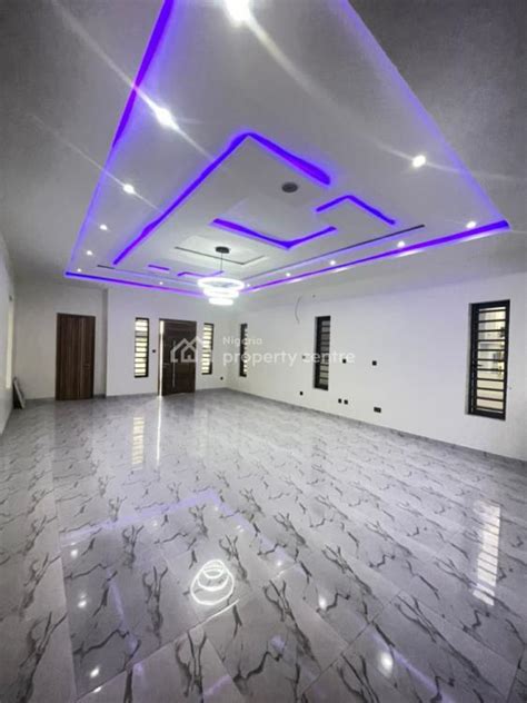 For Sale Exquisitely Spacious 5 Bedroom Luxury Detached Duplex With