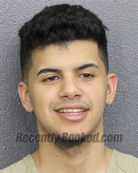 Recent Booking Mugshot For SAMMY KING SHEROOD In Broward County Florida