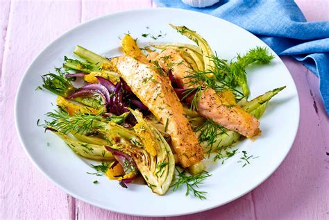 Lachs Sticks auf Fenchelgemüse Rezept LECKER