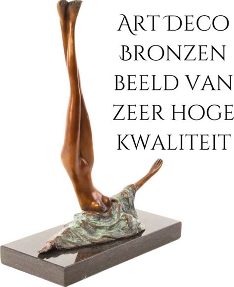 Camouflage Art Deco Bronzen Beeld Kunst Sculptuur Op Marmer