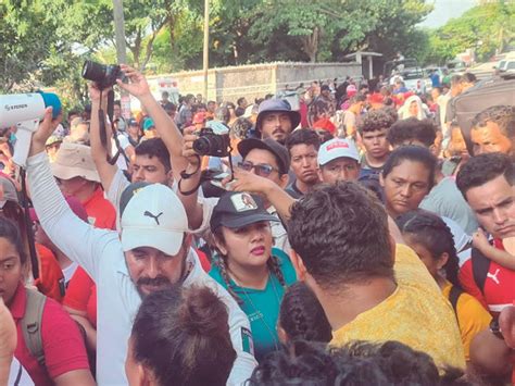 Se Disuelve Caravana Migrante En Chiapas Y Se Entregan A Agentes Del