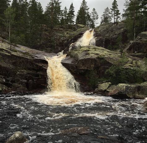 Waterfall in Norway. [OC] (1080x1055) : r/EarthPorn