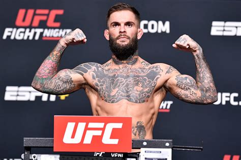 UFC Vegas 27: Cody Garbrandt vs Rob Font Breakdown and Prediction ...