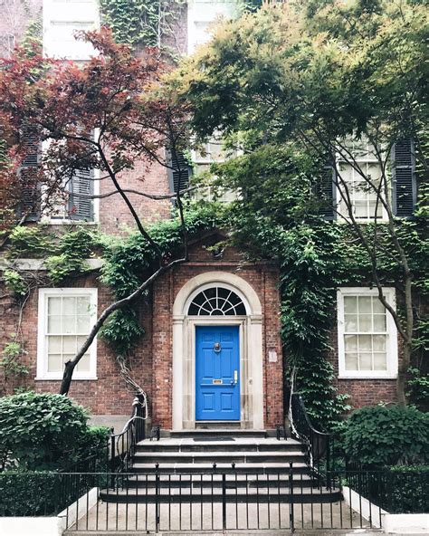 Where To Find Ivy Covered Houses In Nyc York Avenue