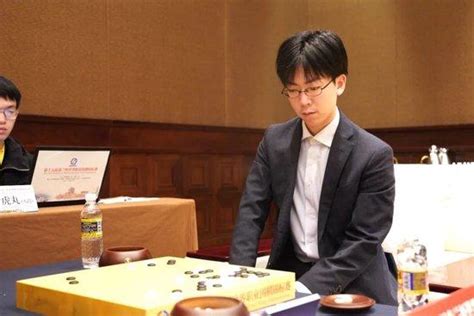 春兰杯八强赛杨楷文孤身晋级 半决赛对阵卞相壹 棋牌 新浪竞技风暴 新浪网