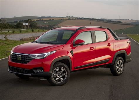 Fiat Strada Motor Turbo Est Em Testes E Chega Em Breve