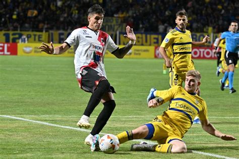 Benedetto erró un penal y Boca empató en su debut de la Copa Sudamericana