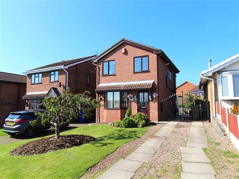 3 Bed Detached House For Sale In Somerley Road Birches Head Stoke On