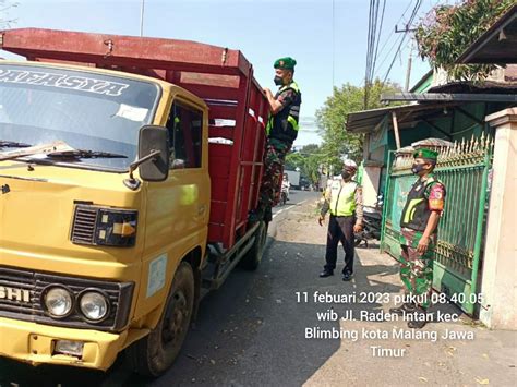 Malang Post Kodim 0833 Terus Kerahkan Babinsanya Pantau Kendaraan