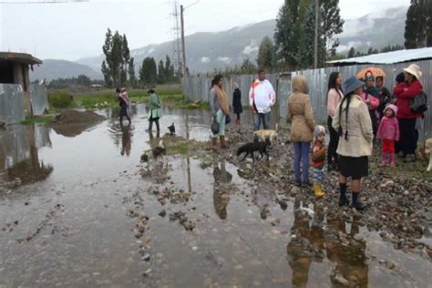 Evacuar N A M S De Familias Damnificadas Por Desborde De R O Mantaro