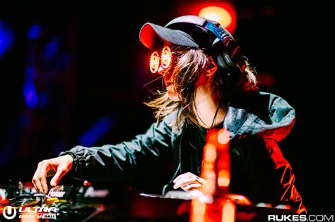 REZZ's Remix for The Glitch Mob Is Pure, Glitchy Perfection [MUST ...