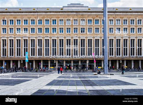 Berlin Tempelhof Airport, Berlin-Tempelhof Flughafen - Terminal ...