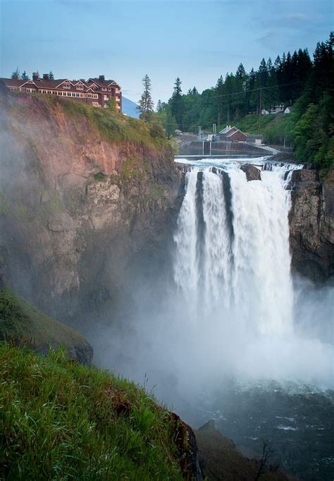 Snoqualmie Falls Sunset | Best places to live, Snoqualmie falls ...