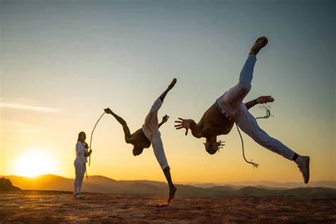 110+ Capoeira Fighting Stance Stock Photos, Pictures & Royalty-Free ...