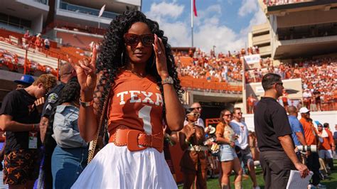 Steve Sarkisian S Wife Loreal Upstages Arch Manning After Texas OT Win