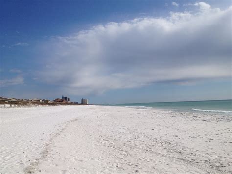 Pensacola Beach Looking To Attract More Snowbirds | WUWF