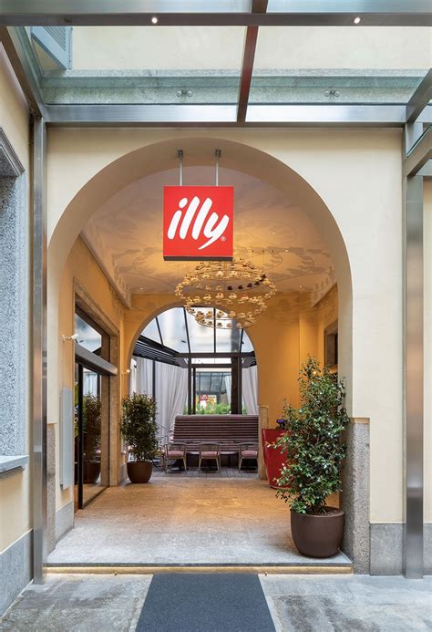 Antonio Citterio vi racconto il nuovo illy Caffè di Milano Interni