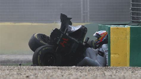 Le Crash De Fernando Alonso Au Gp Daustralie De Formule 1 Spectaculaire