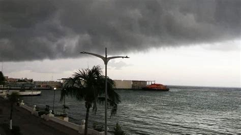 Grace se debilita a tormenta tropical volvería a ser huracán el