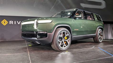 Green R1t Pickup First Look From Development Video Rivian Forum R1t R1s R2 R3 News Specs