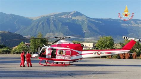 Scivola In Un Burrone Escursionista Salvata Sul Pollino Cosenza