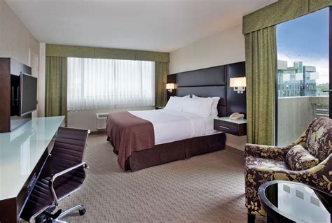 Holiday Inn Vancouver Centre, an IHG Hotel Vancouver, British Columbia ...