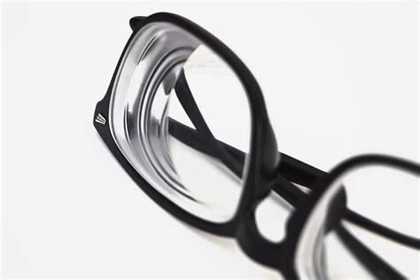 Different Types of Eyeglasses Lenses & How to Find Proper Ones - KIKAYSIKAT