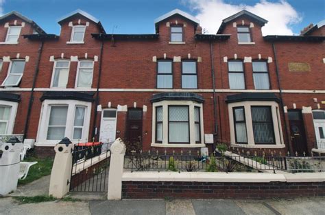 North Church Street Fleetwood Fy7 3 Bed Flat £625 Pcm £144 Pw