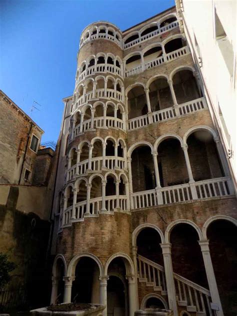 Scala Contarini Del Bovolo Mapa De Veneza Em VeniceXplorer