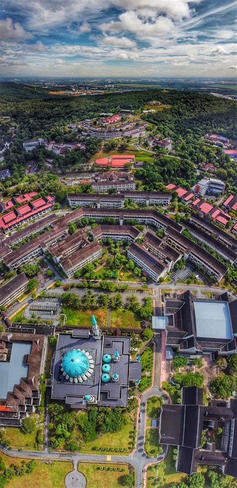 My UTM campus at Johor Bahru – Hadi Nur