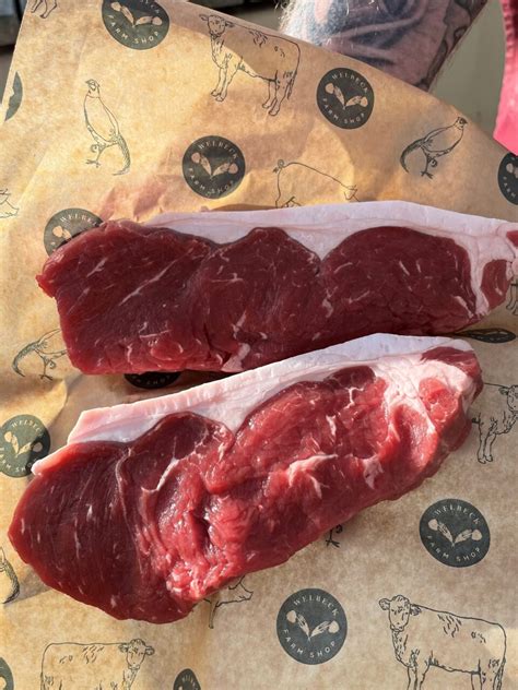 Sirloin Steak 2 X 8oz Welbeck Farm Shop