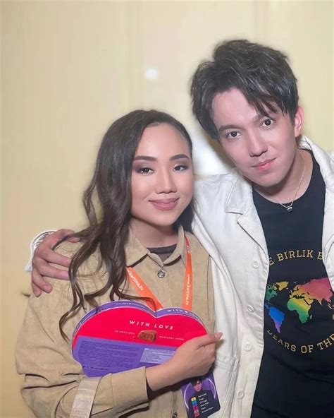 Pin Di Vajna Izabella Su Dimash Nel Divertimento