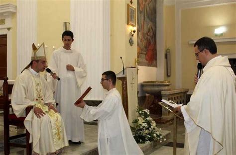 Chiesa di San Francesco ieri si è insediato don Andrea Palmeri