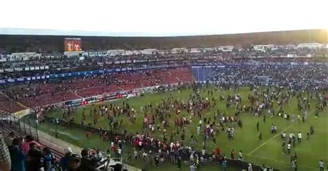 Suspenden Partido De Gallos Vs Atlas Por Batalla Campal Entre