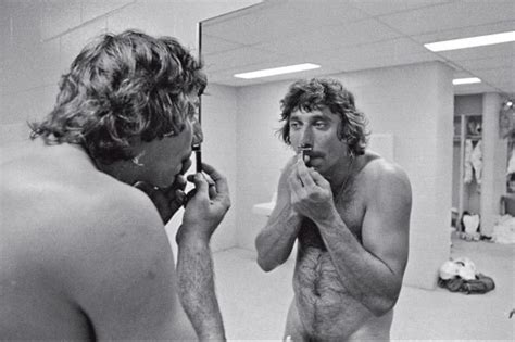 Joe Namath NFL Football Quarterback Shaving Naked In The Football