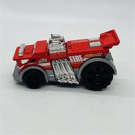 2014 Mattel Hot Wheels Backdraft Backdrafter Firetruck Fire Engine