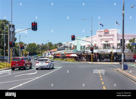 Shops and restaurants, Tamaki Drive, Mission Bay, Auckland, New Zealand ...