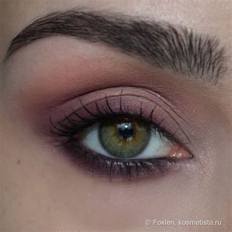 Галантный кавалер theBalm Meet Matt e Trimony Matte Eyeshadow