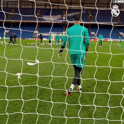 Real Madrid Cf 🇬🇧🇺🇸 On Twitter 🎯 Shooting Practice 🎯 Ucl T