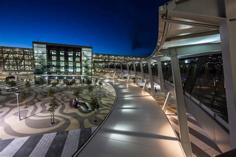 Adelaide Airport Plaza - Architizer