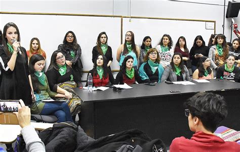 Mujeres Autoconvocadas Denunciaron Por Violencia Y Hostigamiento A Un