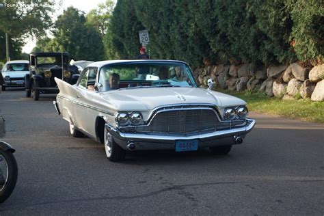 1960 DeSoto Adventurer I 2 Door Hardtop Tekniske Data Forbruk