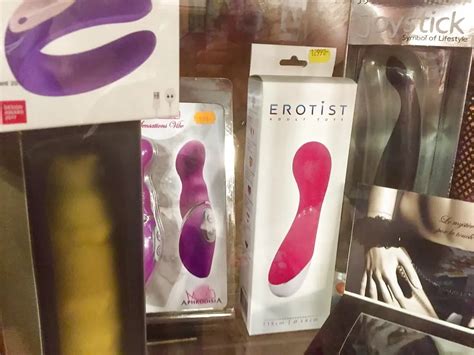 SzexShop ErotikaCentrum Nude Pics XHamster