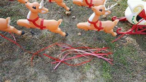 Lighted Santa Sleigh With 8 Reindeer Blow Mold Outdoor Christmas Yard