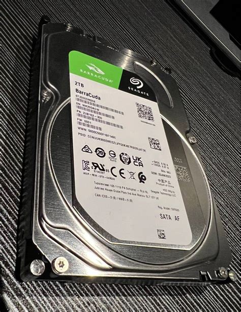 Seagate Barracuda 2TB Sata HDD Harddisk Computers Tech Parts