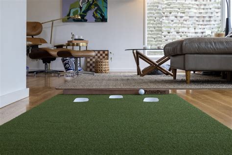 Best Putting Mats 2025: 7 Indoor Greens for Lowering Scores